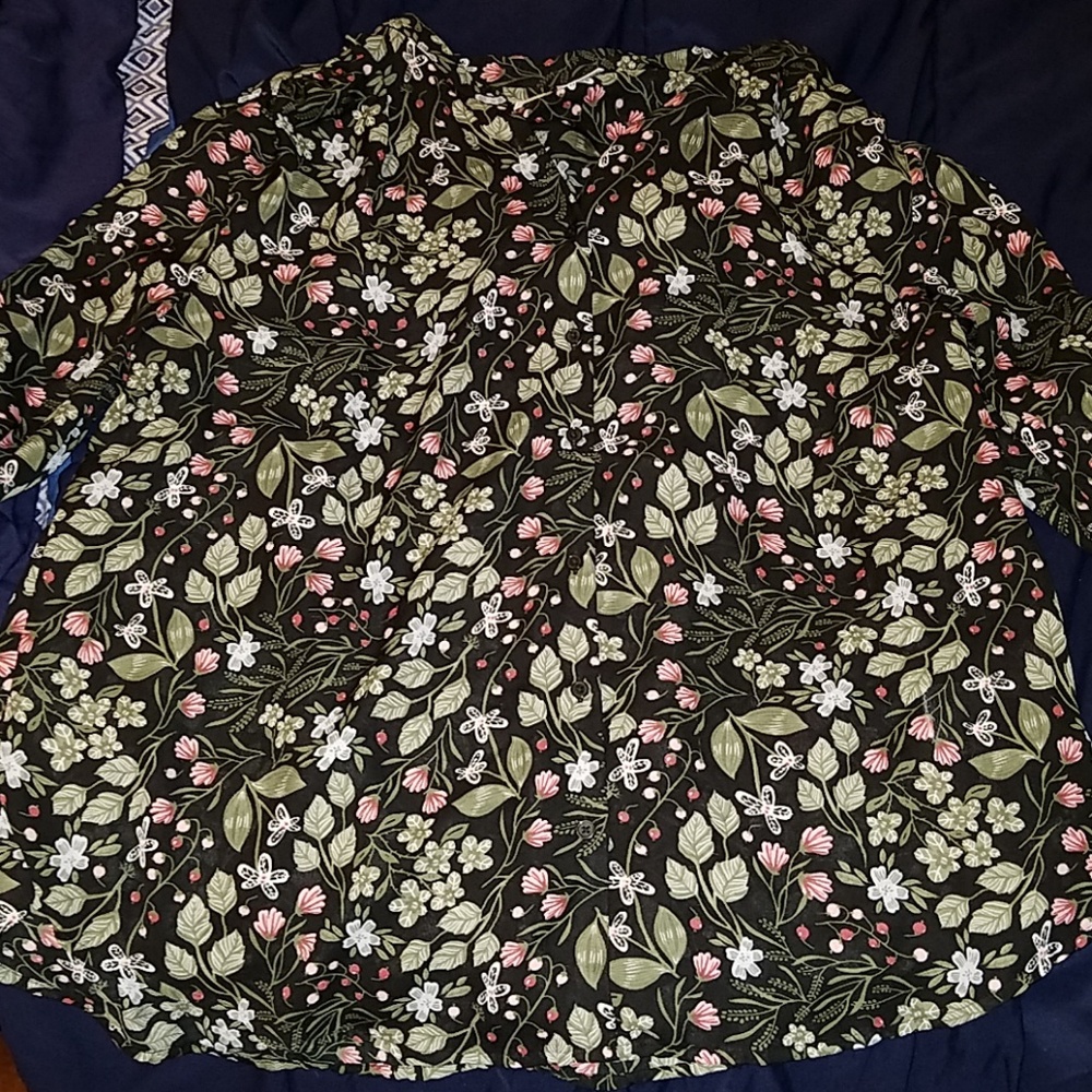 ***Last Chance***Time and tru blouse